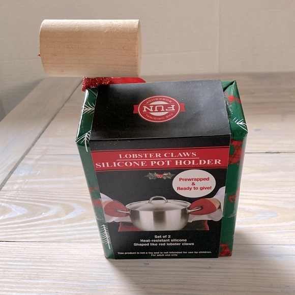 GIFT SET Silicone Pot Holders Lobster Claws with Crab Mallet in Gift Wrapped Box - Picture 4 of 13